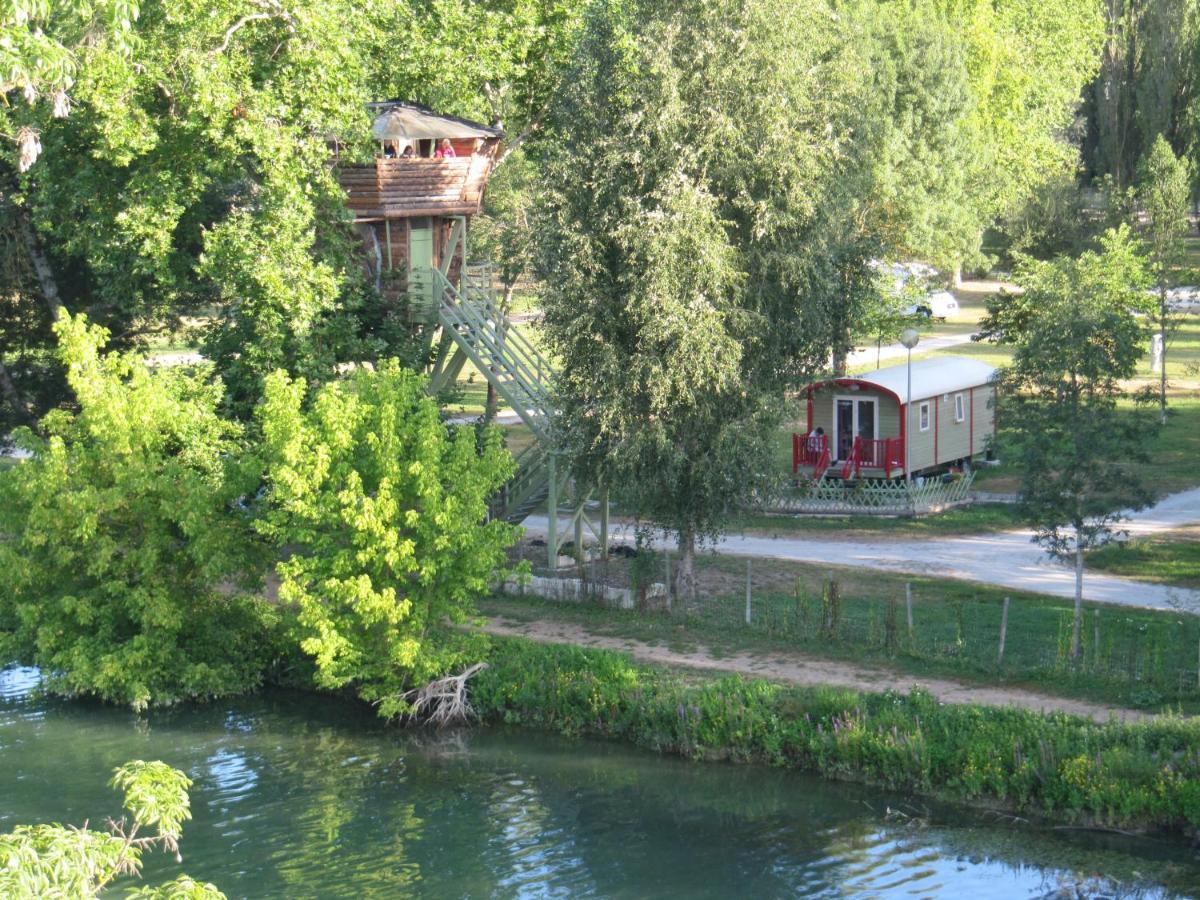 Camping Belle Riviere Chaniers Eksteriør billede