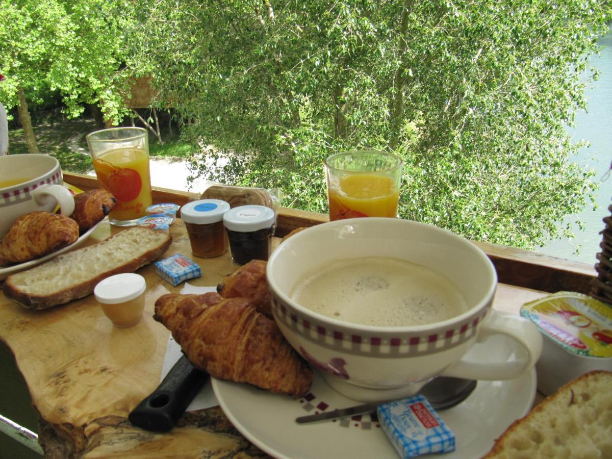 Camping Belle Riviere Chaniers Eksteriør billede