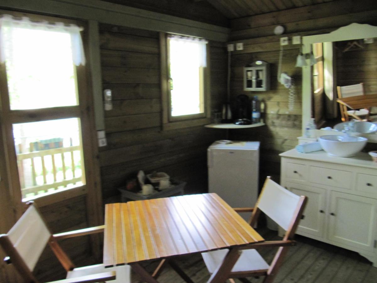 Camping Belle Riviere Chaniers Eksteriør billede