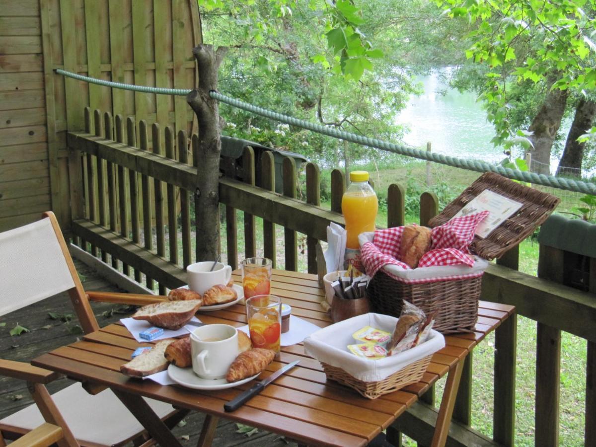 Camping Belle Riviere Chaniers Eksteriør billede